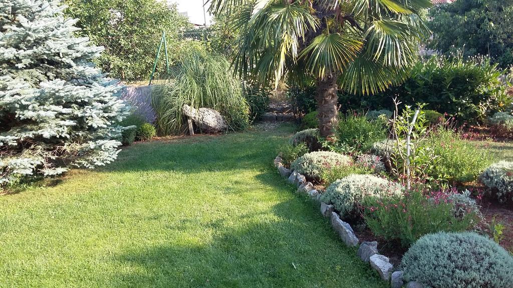 Apartment Oaza Mira Tribalj Pokoj fotografie