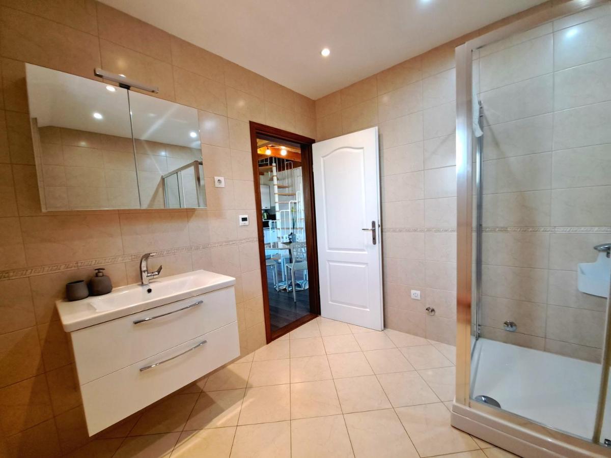 Apartment Oaza Mira Tribalj Exteriér fotografie