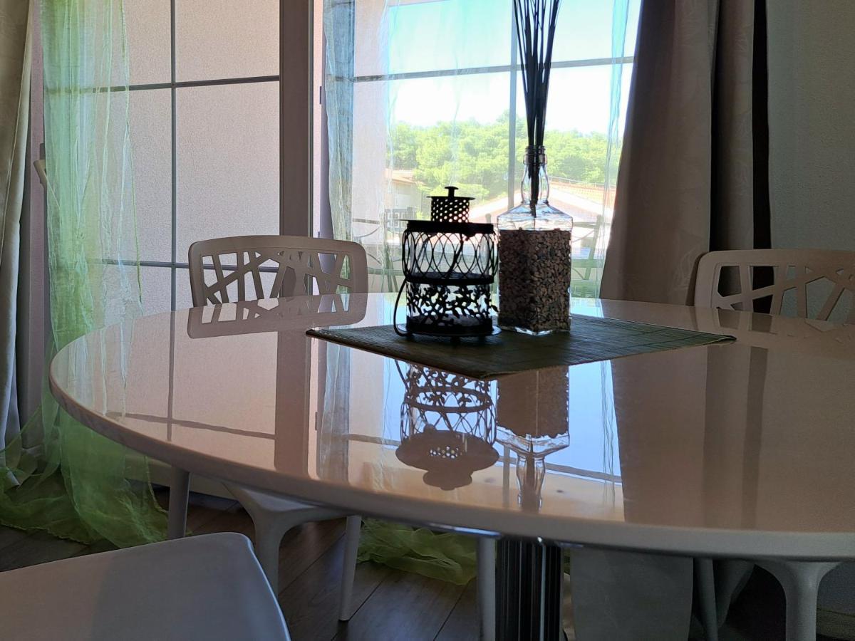 Apartment Oaza Mira Tribalj Exteriér fotografie