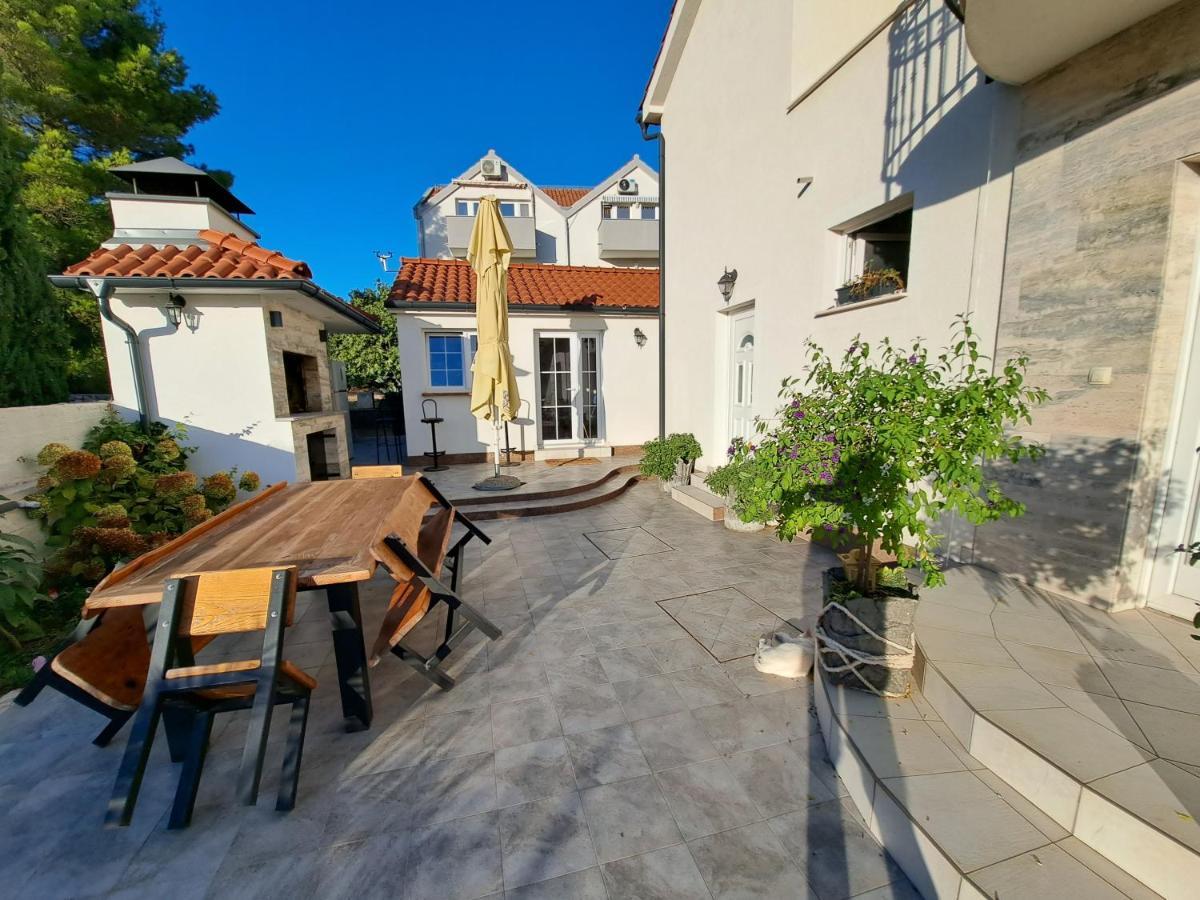 Apartment Oaza Mira Tribalj Exteriér fotografie